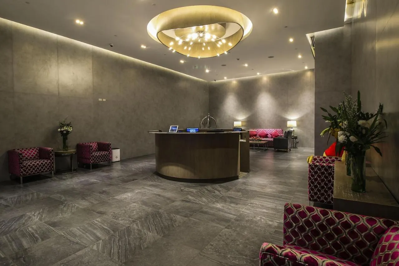The Mini Suites Eton Tower Makati Makati City Otel