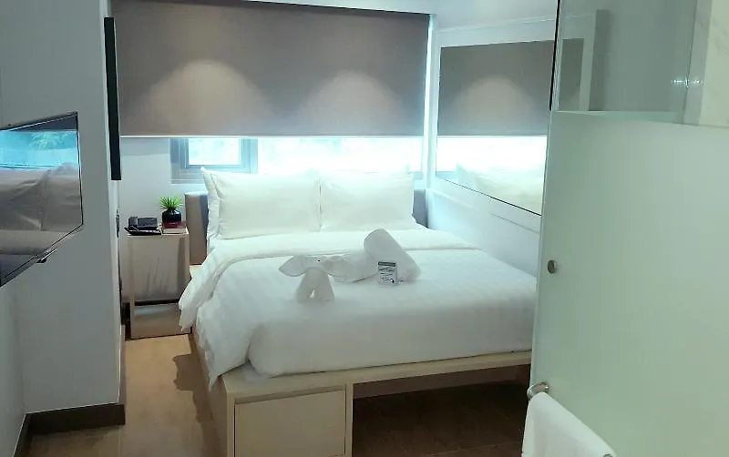 The Mini Suites Eton Tower Makati Makati City 3*,  Filipinler