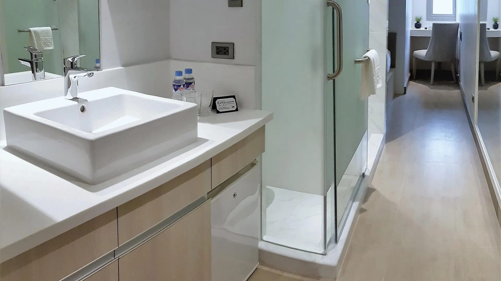The Mini Suites Eton Tower Makati San Pedro Makati Hotel
