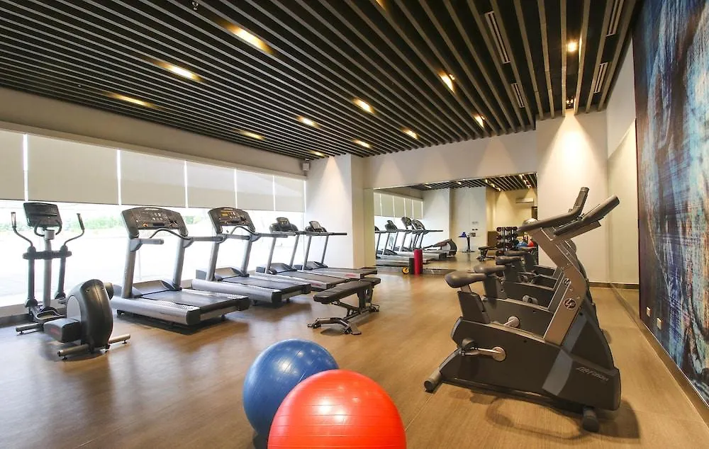 The Mini Suites Eton Tower Makati San Pedro Makati 3*,