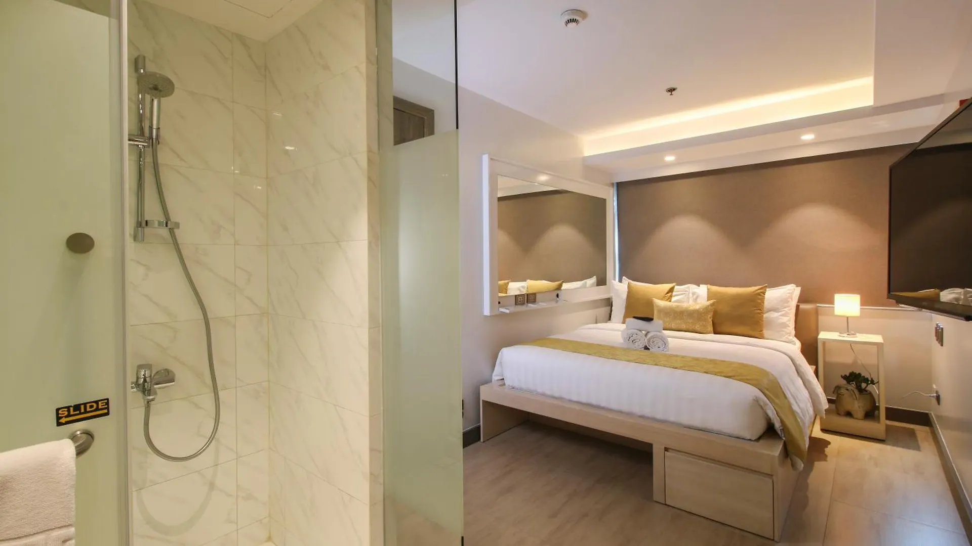 The Mini Suites Eton Tower Makati San Pedro Makati 3*,