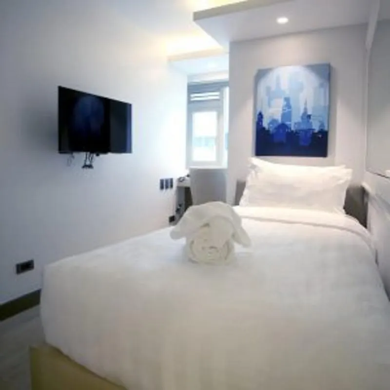 *** Hotel The Mini Suites Eton Tower Makati San Pedro Makati Filippinerne